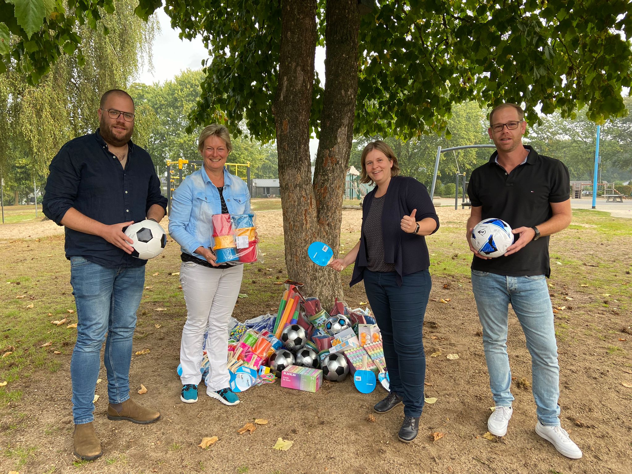 FDP Bedburg-Hau unterstützt Grundschulen in der Gemeinde